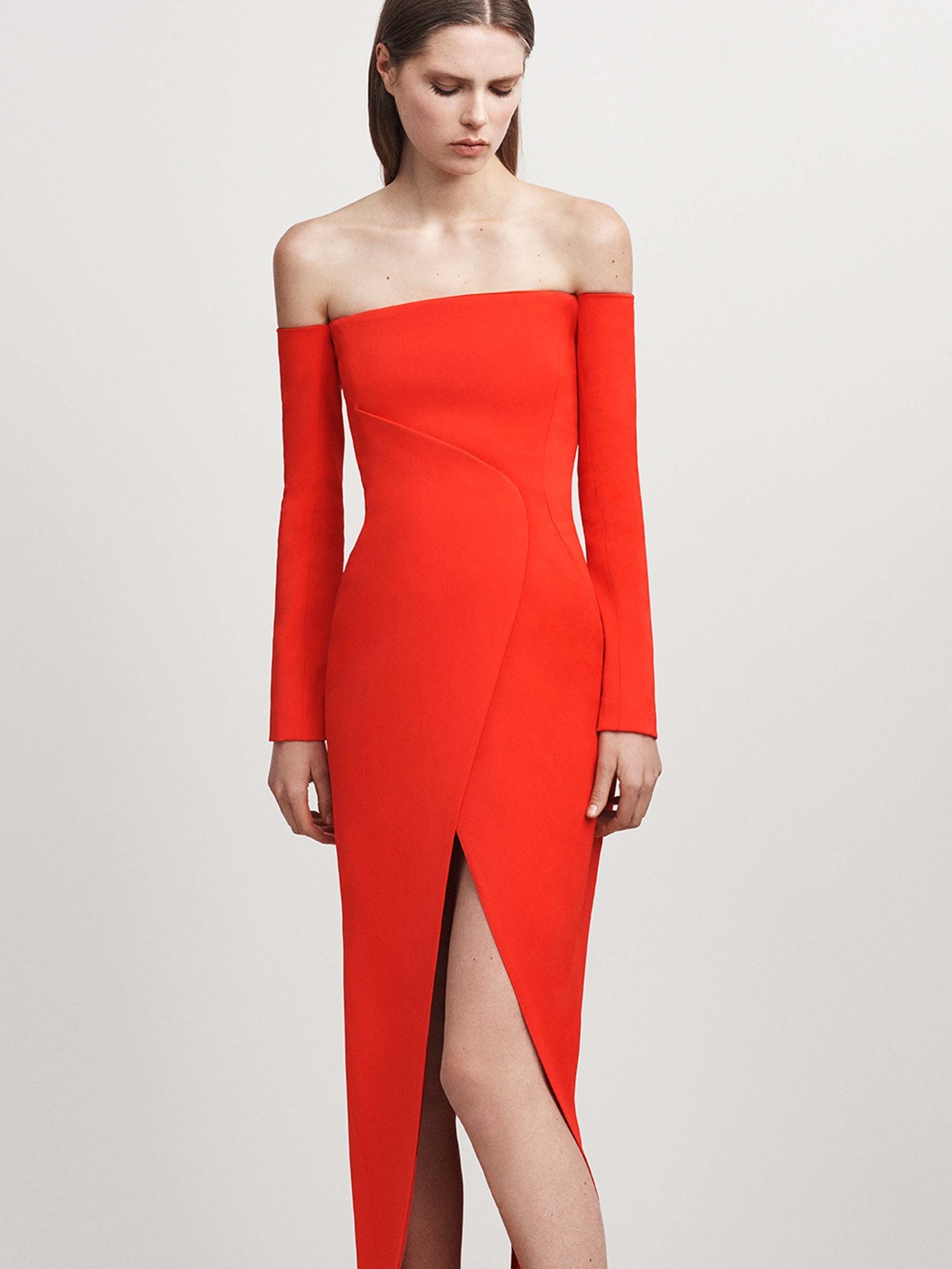 23_mugler_resort_17_jpg_5687_north_1382x_black